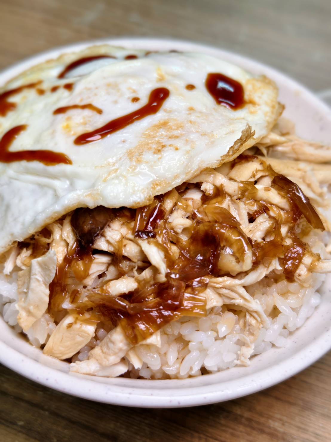 [花蓮小吃]德安雞肉飯-必點滷白菜、鮮蚵湯，再來碗雞肉飯加片爌肉 一天活力用不完! 德安雞肉飯菜單