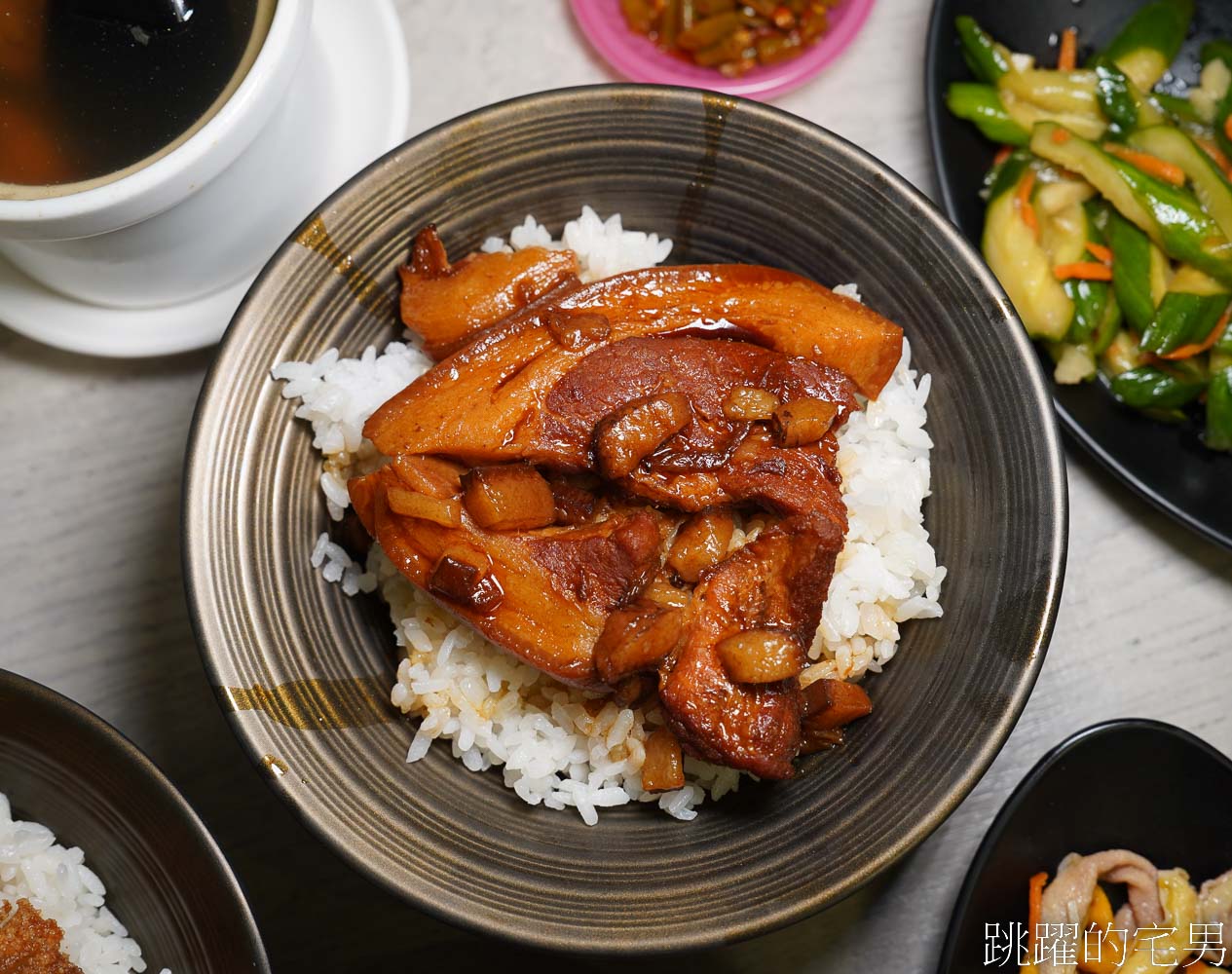 [花蓮美食]陳家食堂-花蓮控肉飯推薦，入口即化超夠味、免費青龍辣椒簡直注入靈魂!  花蓮宵夜