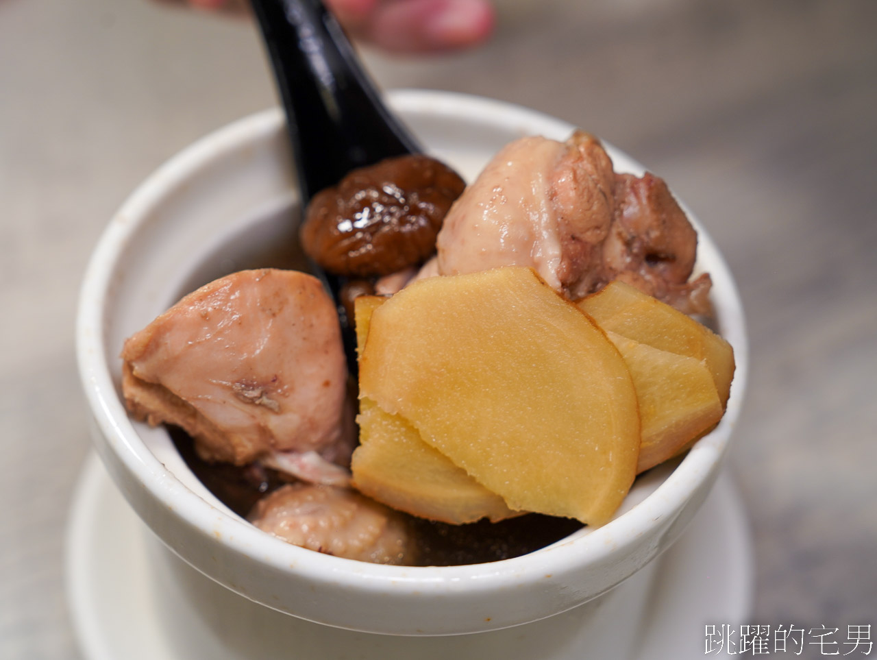 [花蓮美食]陳家食堂-花蓮控肉飯推薦，入口即化超夠味、免費青龍辣椒簡直注入靈魂!  花蓮宵夜