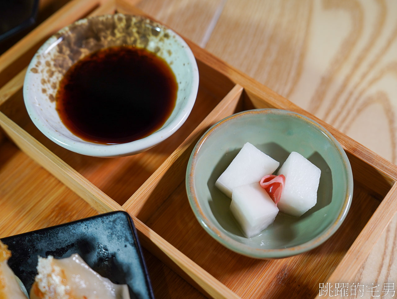 [花蓮美食]冉冉Yukkuri-花蓮居酒屋靜謐氣氛有質感、大推蔬菜、鬼頭刀天婦羅炸串、居然還能吃到王將餃子，花蓮寵物友善餐廳