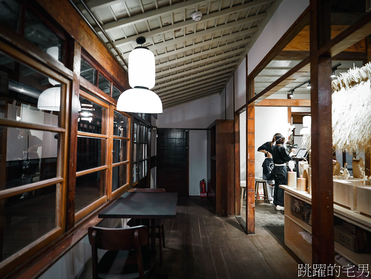 [花蓮美食]米崙丼飯屋-雲朗觀光花蓮新餐廳，70年檜木屋變身日式料理、丼飯、刺身