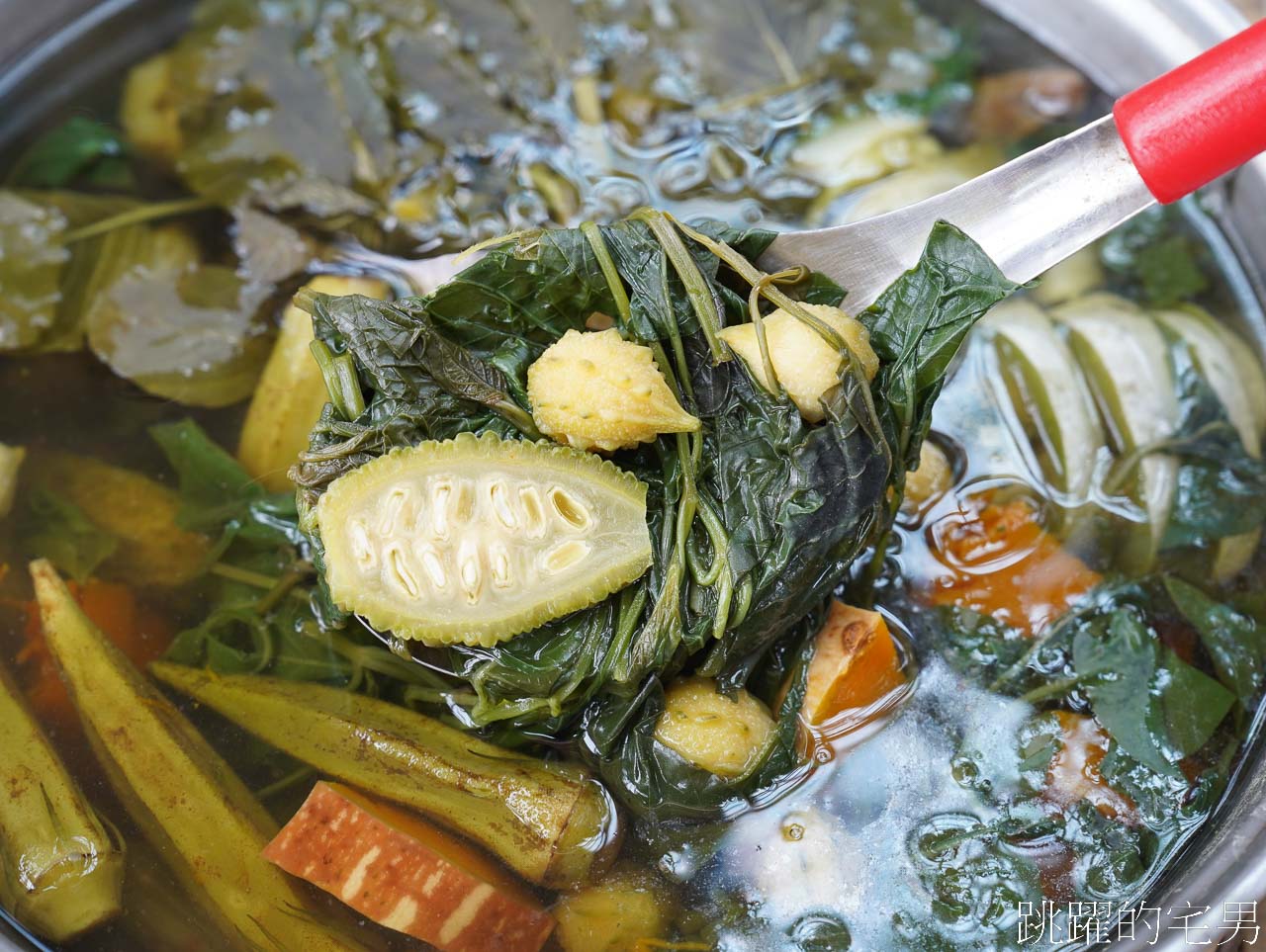 [花蓮景點]洄瀾饌記-花蓮二日遊行程規劃(第一天)原住民獵人學校體驗傳統服裝、射箭、竹筒飯DIY，花蓮美食林記魚丸DIY，花蓮餐酒館，一整天花蓮好好玩