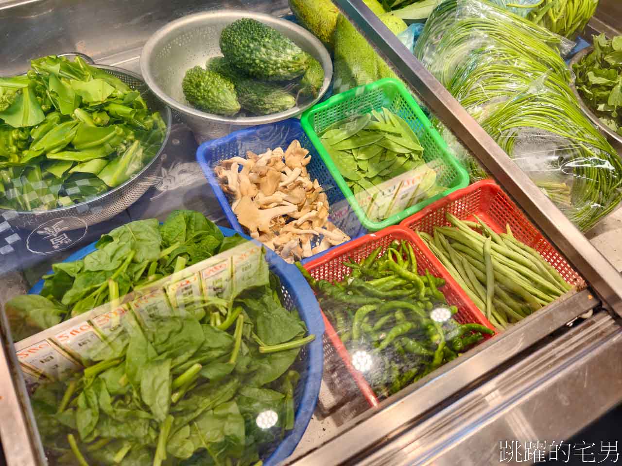 [花蓮美食]班長的店熱炒海鮮-花蓮海產店炒米粉、拔絲地瓜超級好吃、吃到不夠還加點!