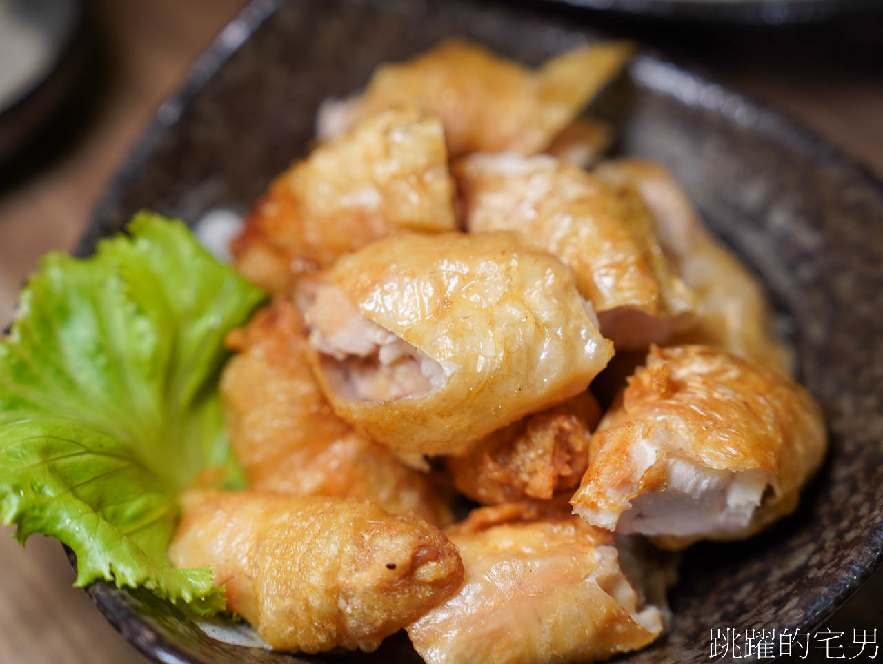 [永和美食]老串角居酒屋永和店-必吃和牛串燒、超大鮭魚肚爽度超滿，永和居酒屋高評價生意超好，老串角居酒屋菜單