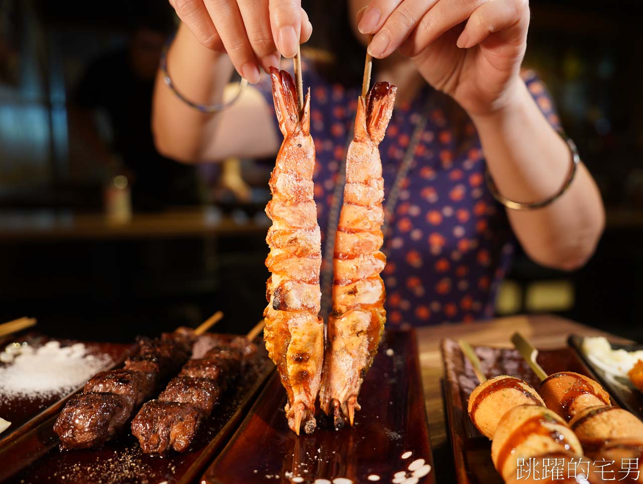 [永和美食]老串角居酒屋永和店-必吃和牛串燒、超大鮭魚肚爽度超滿，永和居酒屋高評價生意超好，老串角居酒屋菜單