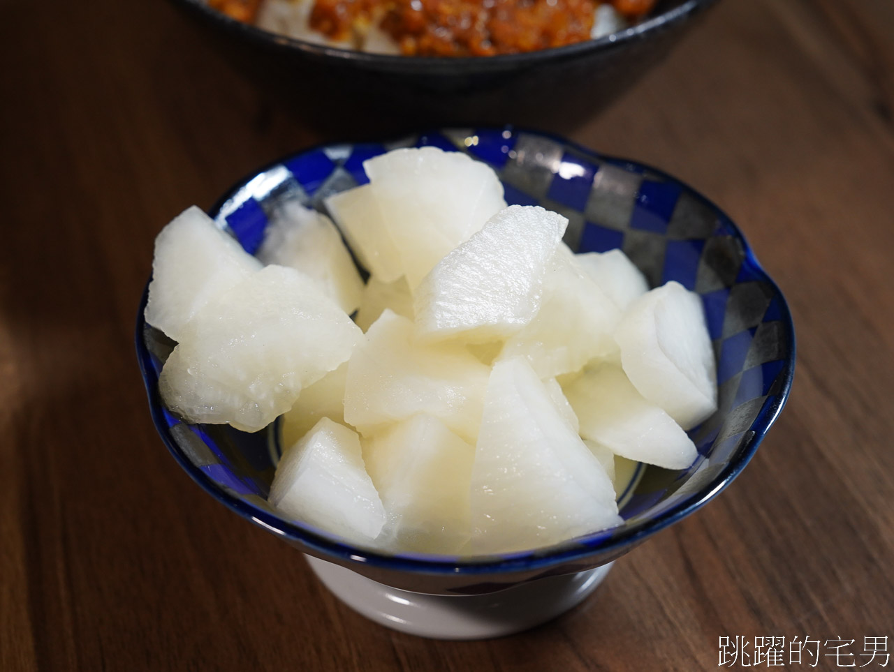 [花蓮居酒屋]上谷串燒-這家師傅烤功真的好，吃得到豬肉特殊部位，熱炒C/P質高，大螢幕挑高環境有包廂，家庭吃飯也很推