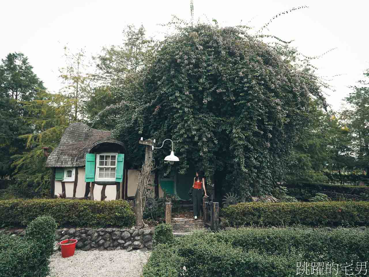 [花蓮鳳林咖啡廳]鹿羽咖啡花蓮店-走進城堡莊園喝咖啡，這是什麼樣的體驗?