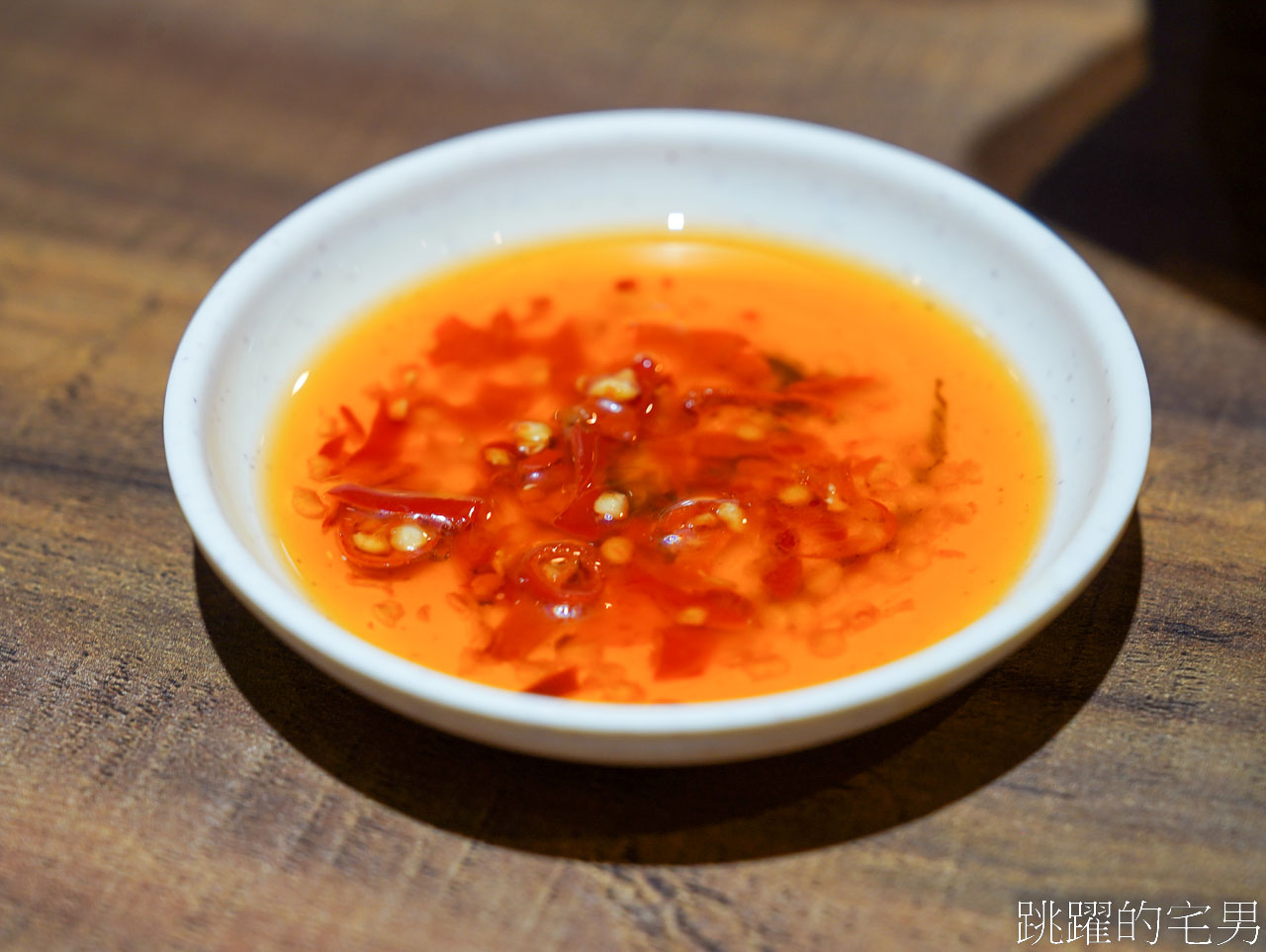 [捷運雙連站美食]川畝園麵食館搬新家-米其林推薦美食價格很實惠，必吃小魚捲餅，服務人員很親切，大同區美食推薦