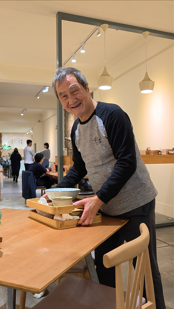 [安口食堂城中店]七星潭安口食堂花蓮市開分店-中午至晚上全天營業，咖啡下午茶，花蓮寵物友善餐廳