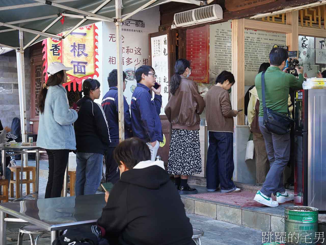 雲南旅行的美好瞬間-我去了大理古城、喜洲古城、巍山古城，有風的地方，原來當地習俗，貓是鎮宅神獸