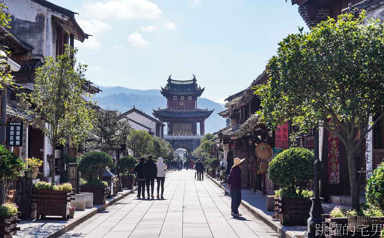 雲南旅行的美好瞬間-我去了大理古城、喜洲古城、巍山古城，有風的地方，原來當地習俗，貓是鎮宅神獸