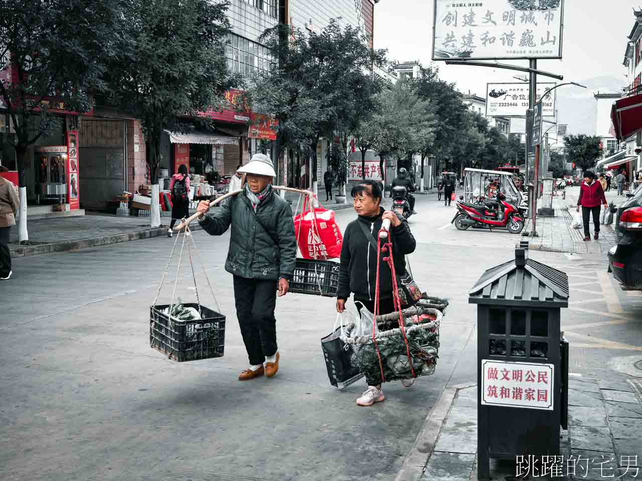 雲南旅行的美好瞬間-我去了大理古城、喜洲古城、巍山古城，有風的地方，原來當地習俗，貓是鎮宅神獸