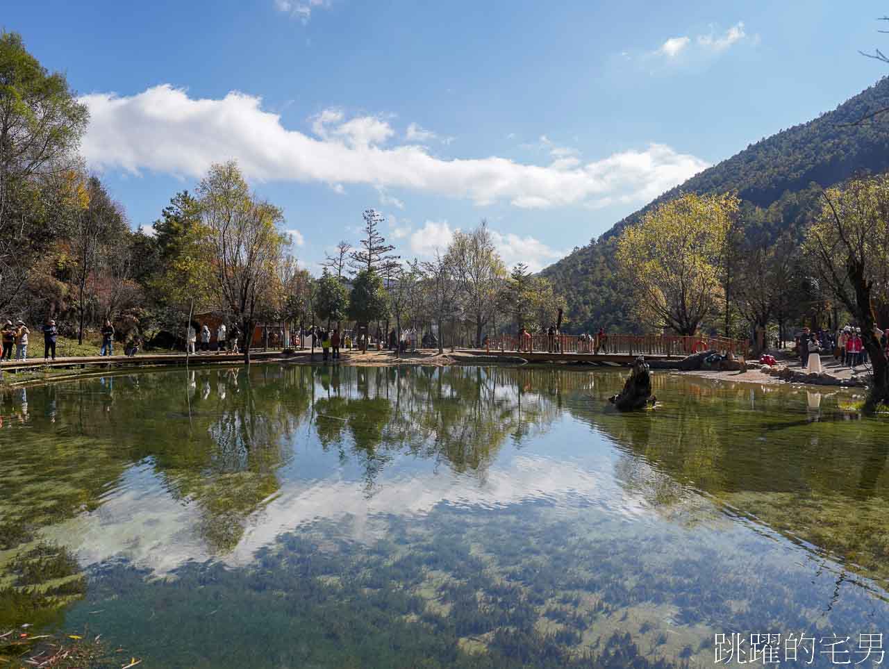 [雲南麗江旅遊]必去雲南景點-壯觀的玉龍雪山、夢幻藍月湖令人驚豔!