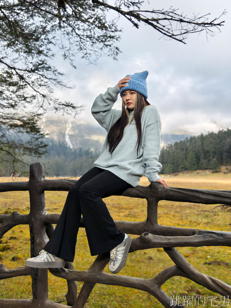 [雲南麗江旅遊]必去雲南景點-壯觀的玉龍雪山、夢幻藍月湖令人驚豔!