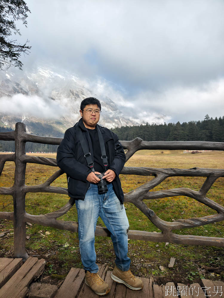 [雲南麗江旅遊]必去雲南景點-壯觀的玉龍雪山、夢幻藍月湖令人驚豔!