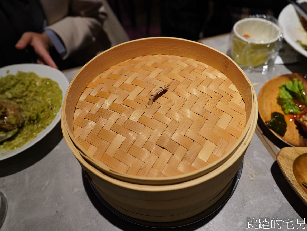 [花蓮美食]Oops驚奇咖啡-空間時尚舒適，店貓超可愛，推薦爐烤豬排、義大利麵，花蓮寵物友善餐廳、花蓮咖啡廳推薦，花蓮簡餐