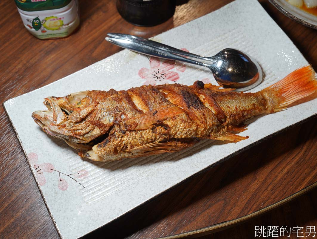 [花蓮美食]花宅-全預約制花蓮有包廂餐廳可以唱歌，市區好停車隔壁沒鄰居