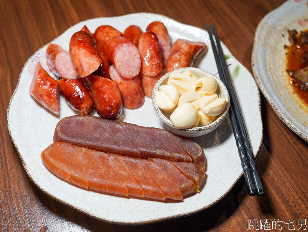 [花蓮美食]花宅-全預約制花蓮有包廂餐廳可以唱歌，市區好停車隔壁沒鄰居