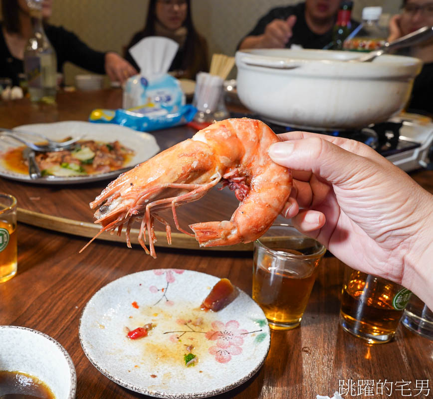 [花蓮美食]花宅-全預約制花蓮有包廂餐廳可以唱歌，市區好停車隔壁沒鄰居