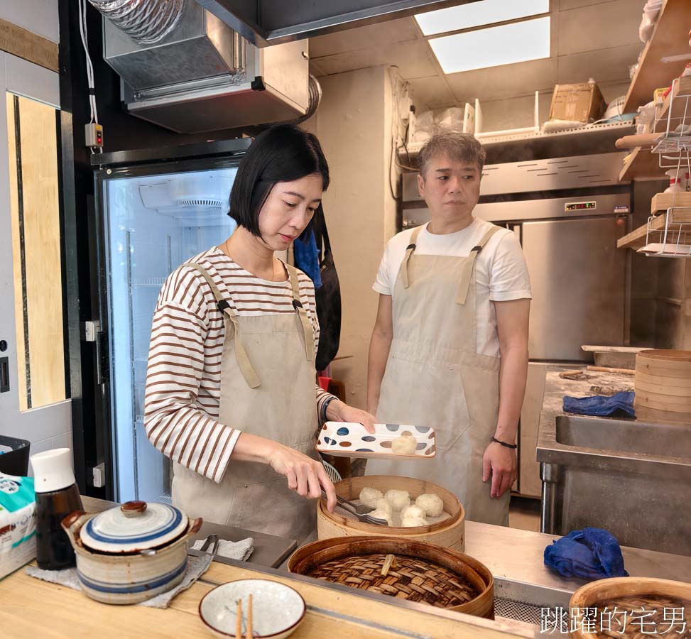 [中山區美食]別叫我湯包-台北小籠包現點現包現蒸，內餡水嫩老麵還帶有麵香