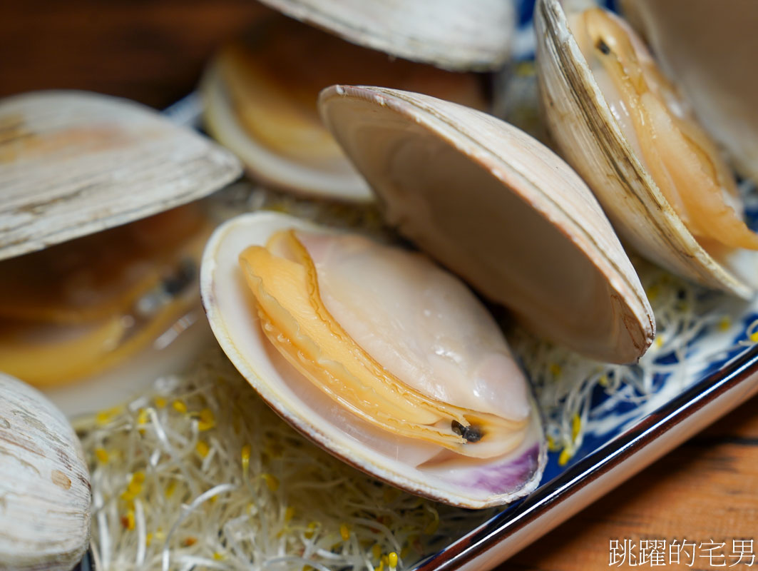 [花蓮美食]嗨烤活體海鮮燒烤屋-漁場直送海鮮燒烤，紅喉、生蠔、活龍蝦、烤牛肉也太嫩了吧，花蓮宵夜