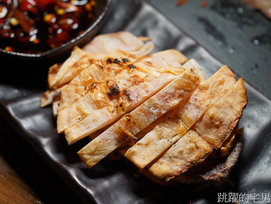 [花蓮美食]嗨烤活體海鮮燒烤屋-漁場直送海鮮燒烤，紅喉、生蠔、活龍蝦、烤牛肉也太嫩了吧，花蓮宵夜