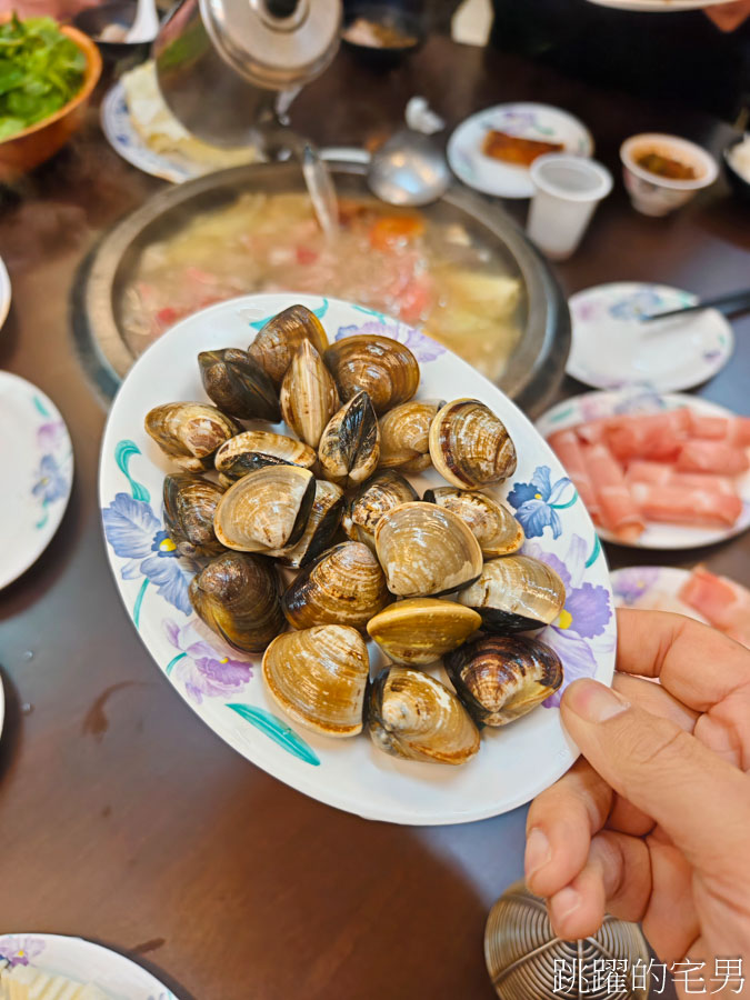 [花蓮火鍋]古早味石頭火鍋-開到凌晨3點花蓮石頭火鍋，現炸蝦捲也太好吃了吧，吉安火鍋推薦，花蓮宵夜