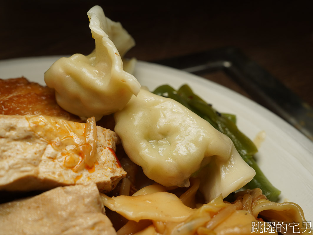 [花蓮素食]老農百匯鮮蔬食搬新家-花蓮素食自助餐，花蓮火車站附近素食