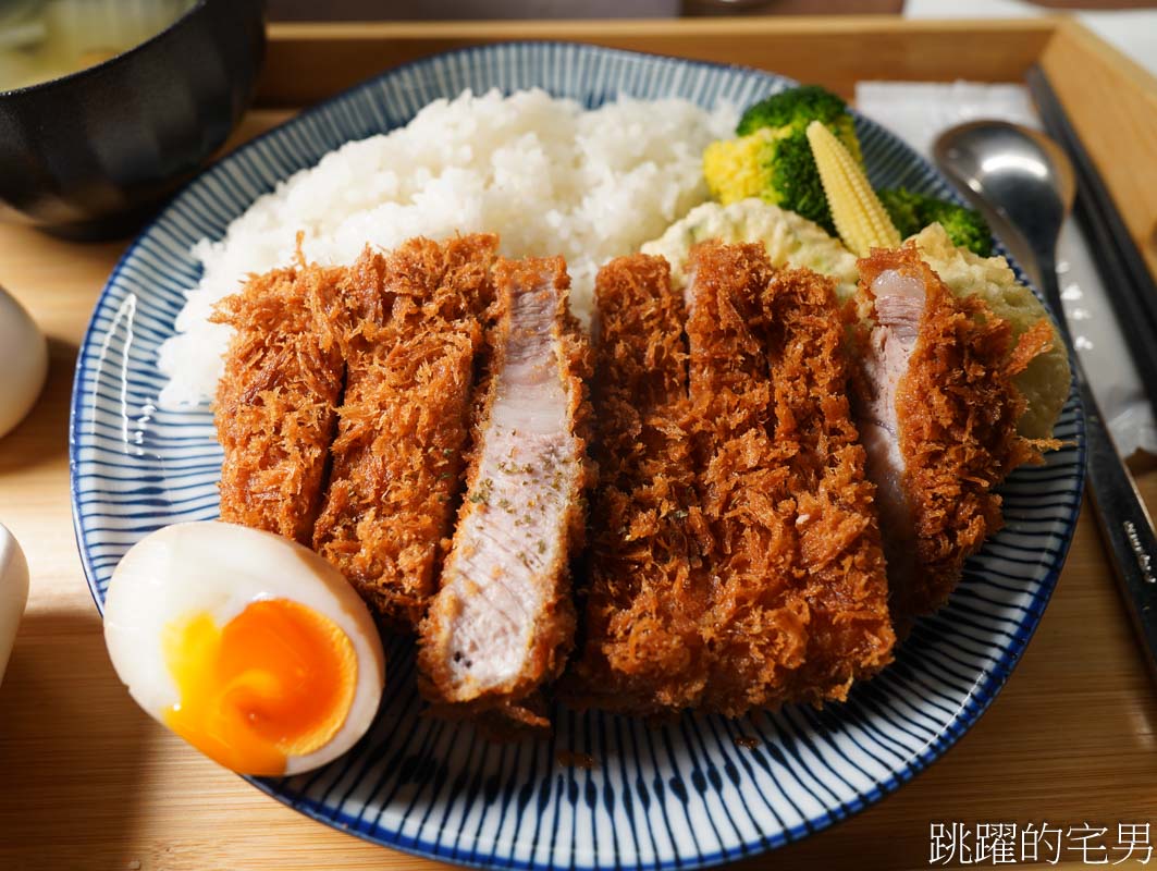 [西門町美食]拾士Shi-Shih日式洋食-大推西門町好吃炸豬排，連飯都好吃，我還以為是在日本，西門町寵物友善餐廳